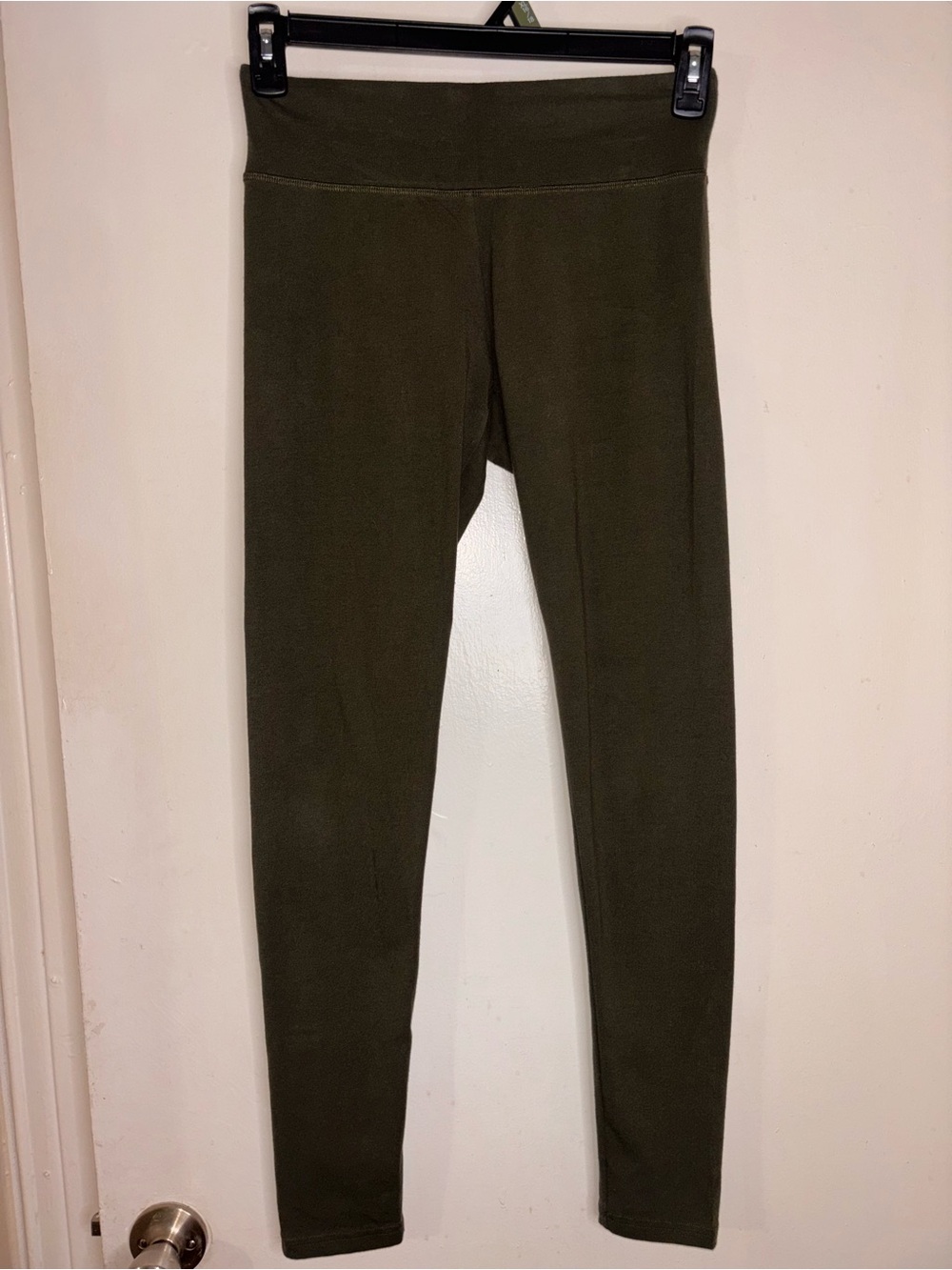 aerie women’s Olive Green High-Rise Leggings